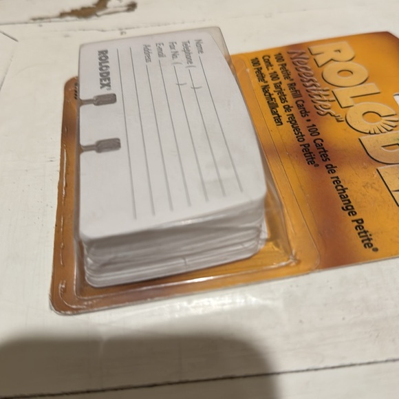 Vintage Rolodex Refill Cards in Package - Picture 2 of 4